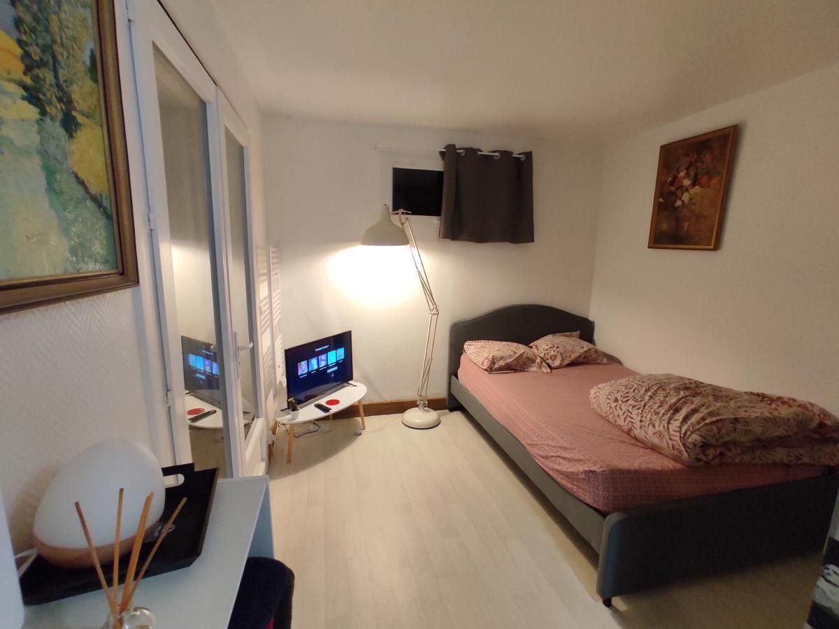 Studio Marjorie Indep. Dans Maison Particuliere Mérignac Eksteriør bilde